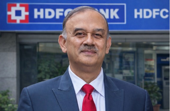 HDFC Bank Chairman Resigns